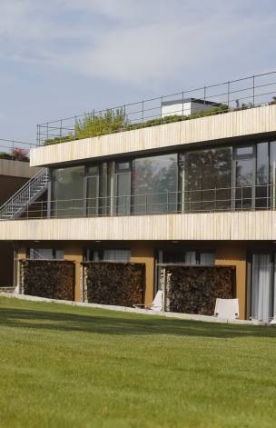 Außenansicht Mawell Resort in Hohenlohe