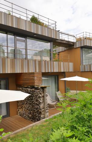 Außenansicht Zimmer und Suiten im Mawell Resort