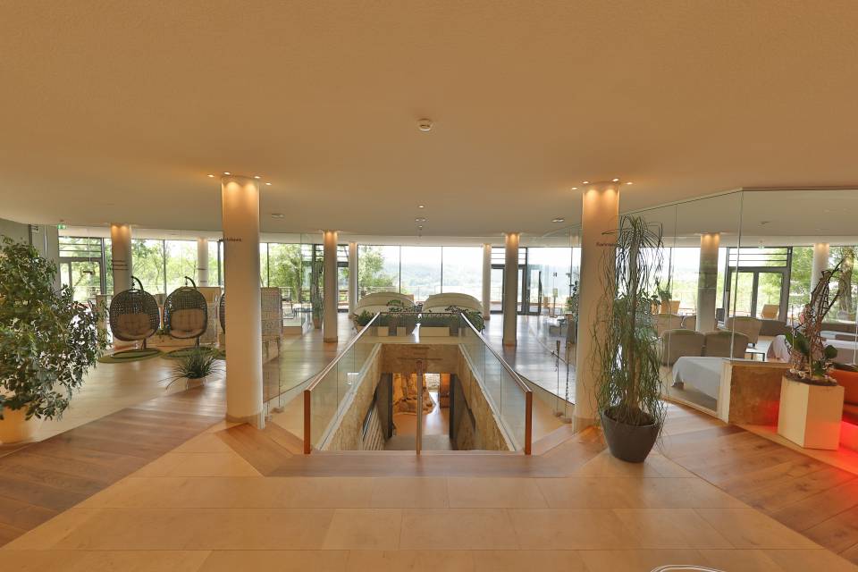 Eingang zum Wellnessbereich des Mawell Resort