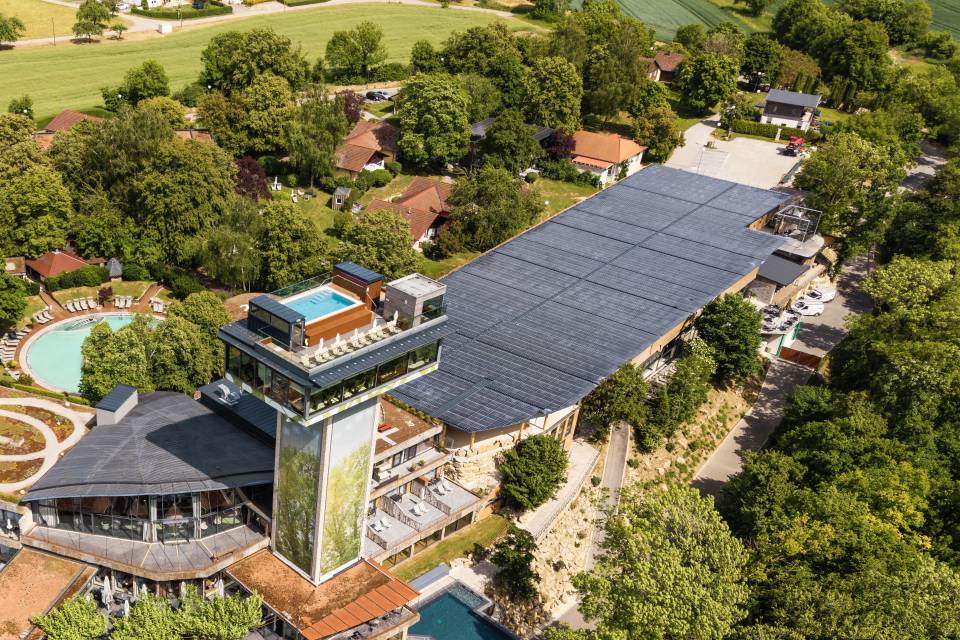 Photovoltaikanlage auf dem Dach des Mawell Resorts